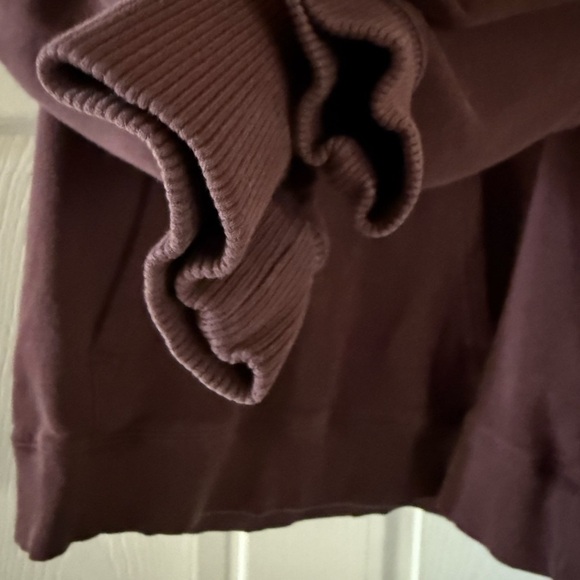 The North Face Dark Maroon Hoodie - Picture 4 of 6